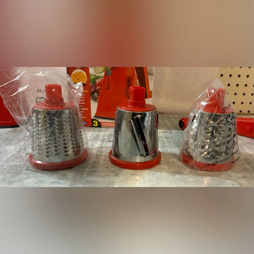 Compact Hand Generated NutriSlicer Vegetable & Fruit Slicer. Never Been Used. $6